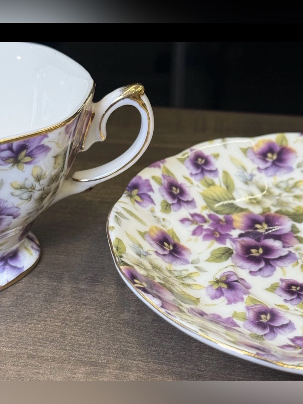 Floral Fine Porcelain Cup & Saucer Set Purple
Violets, Gold Trim, Fielder - Picture 8 of 10